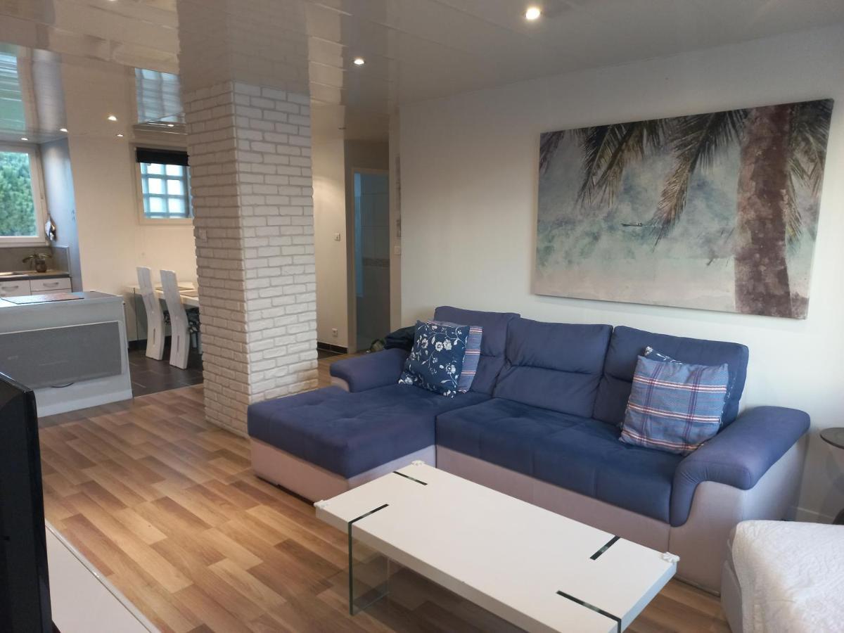 60 m2 , 2 chambres, très calme, plage et commerces à 3 minutes à pied, WIFI fibre optique et parking gratuit La Seyne-sur-Mer Exterior foto
